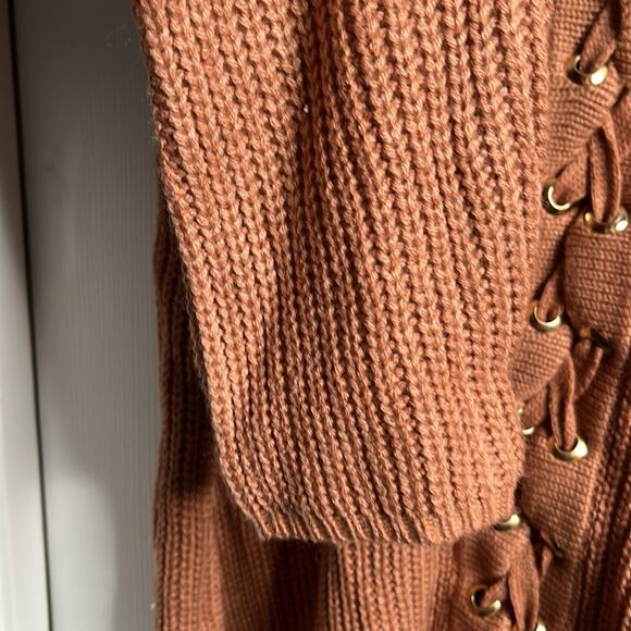 Entro  Brown Chunky Knit Tie Up Front Long Sleeve Sweater Size Small - Picture 5 of 8